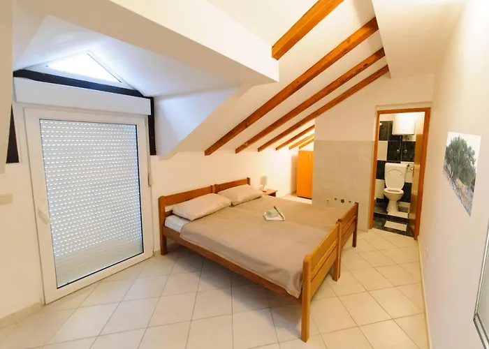 & Lucie Bed and breakfast 3*