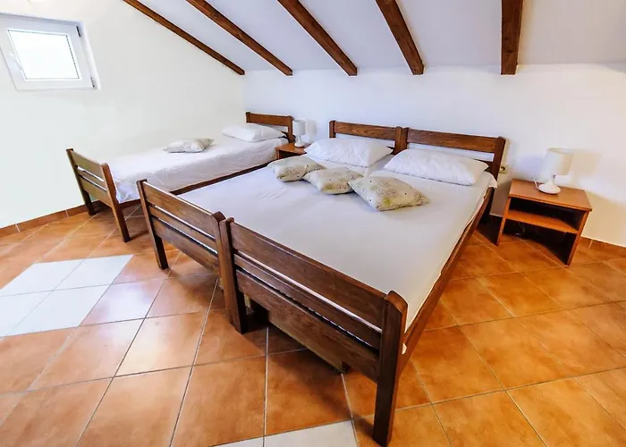 Bed and breakfast & Lucie 3*