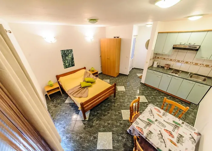 Bed and breakfast & Lucie