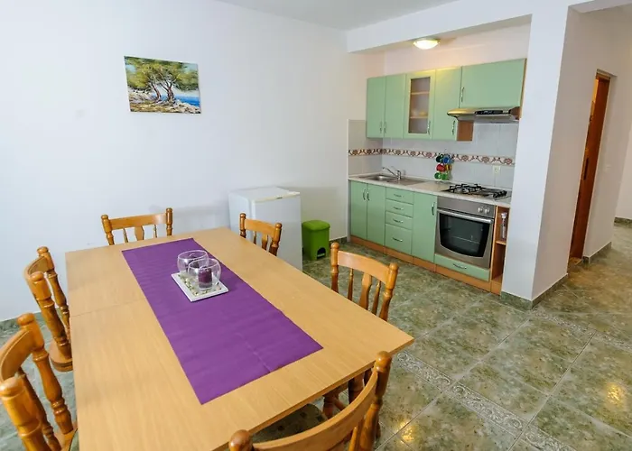 & Lucie Bed and breakfast